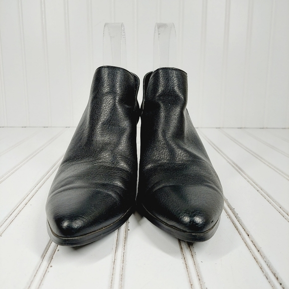 Charles David Black Leather Slip On Cut Out Block Heel Ankle Boots D833 - Picture 5 of 13